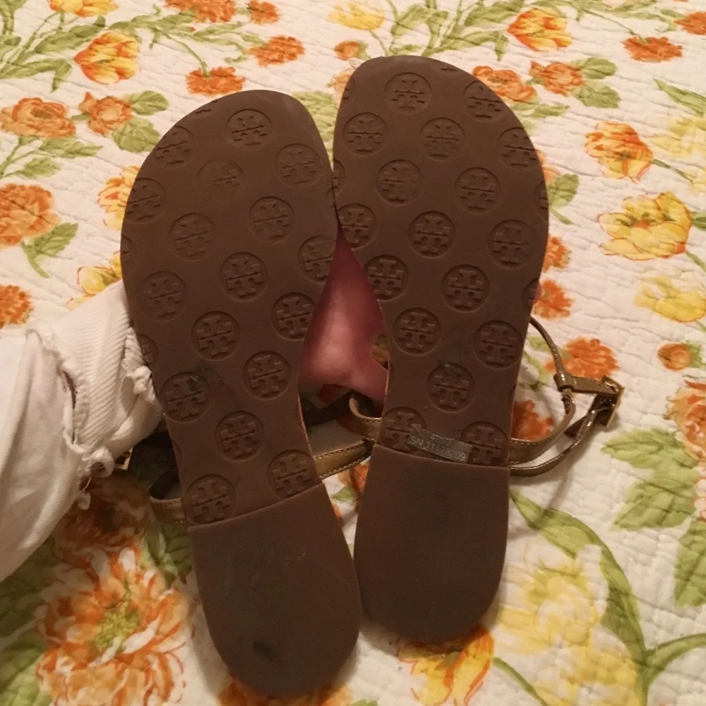 Tory Burch floral Emmy sandals Sz 6.5